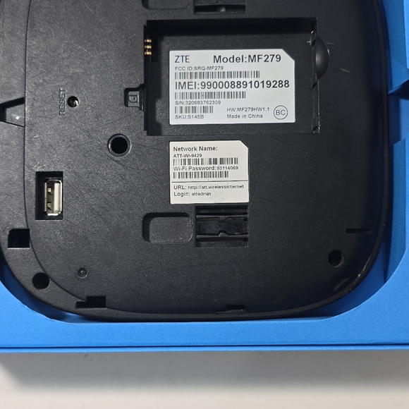 AT&T ZTE MF279 Home Wireless WiFi 4G LTE Phone Internet Router Hot Spot w/ Box - Picture 4 of 5